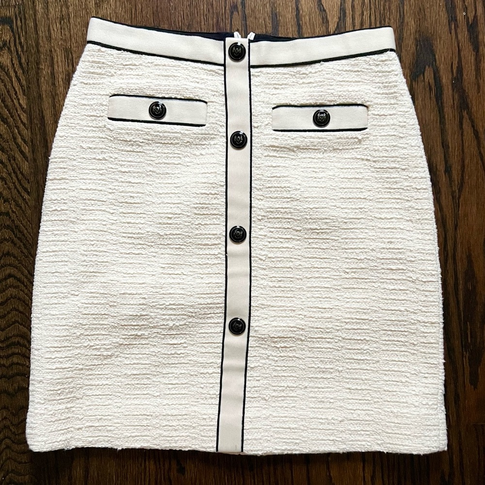 Maje ~ Skirt ~ Cream & Black ~ Size 38